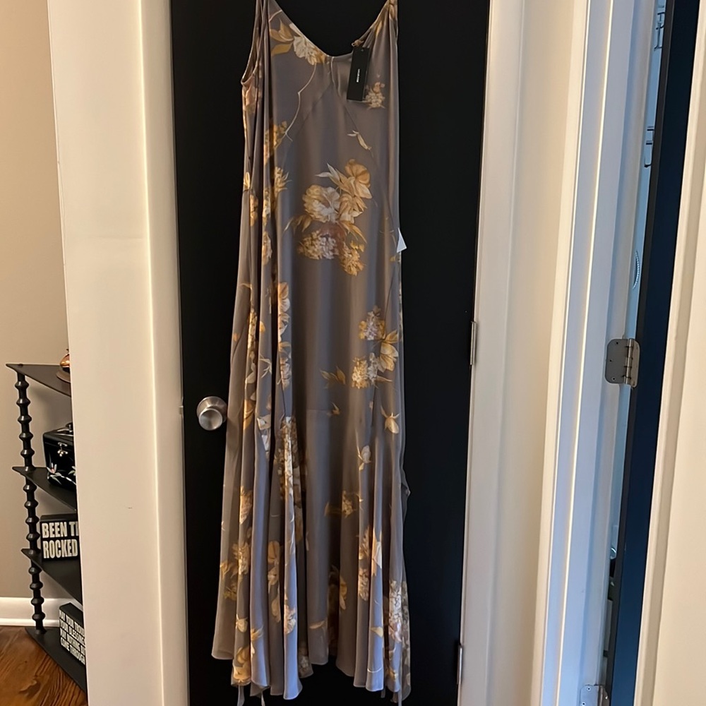 Lulu’s Gray and Yellow Flower Maxi Dress